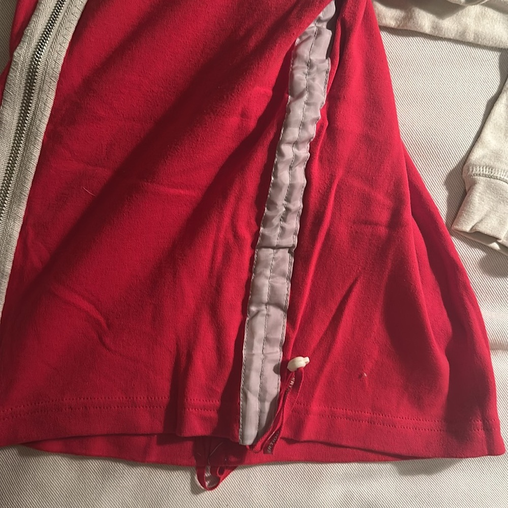 Pure light soft cotton Vertigo Colorblock Hoodie Red Beige sz Sm New no tags - Picture 6 of 7